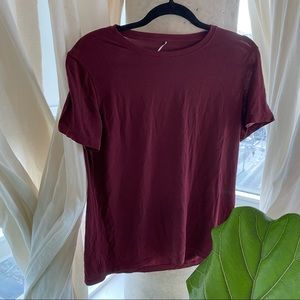 NWOT Maroon Kit and Ace T shirt